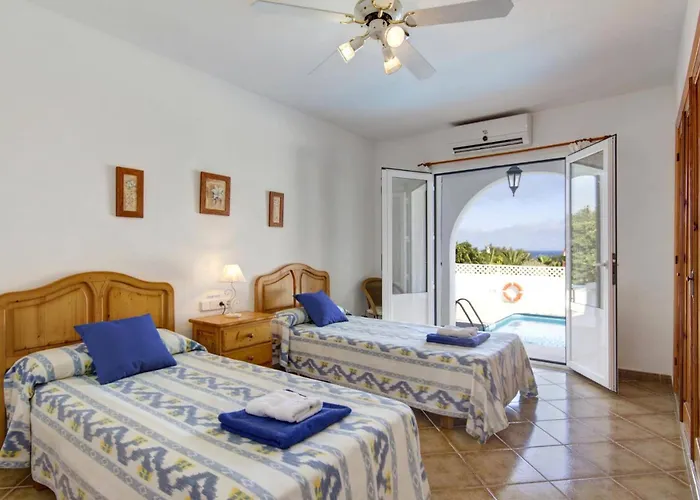 Claudia By Villa S'Algar