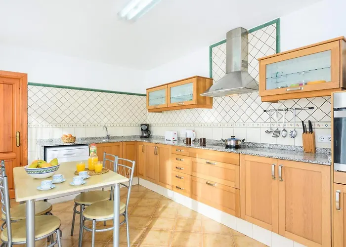 Claudia By ヴィラ サルガール