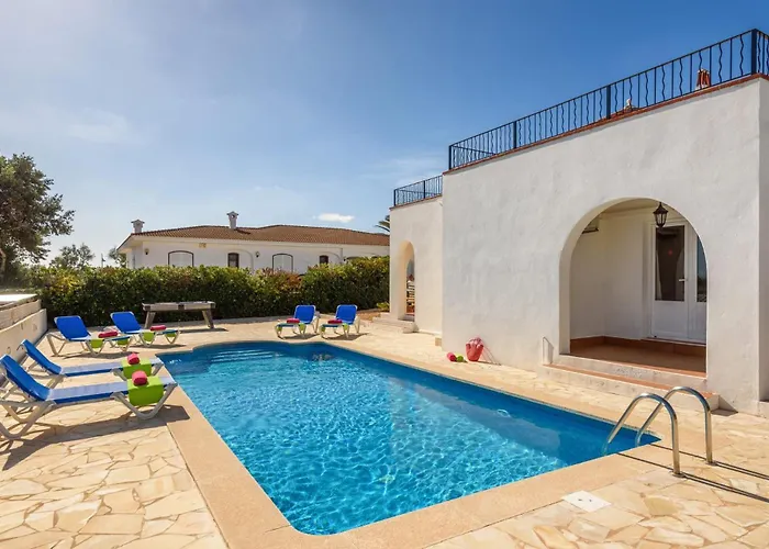 ヴィラ Claudia By *