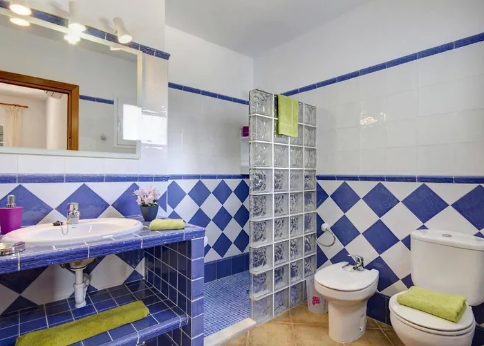 ヴィラ Claudia By *